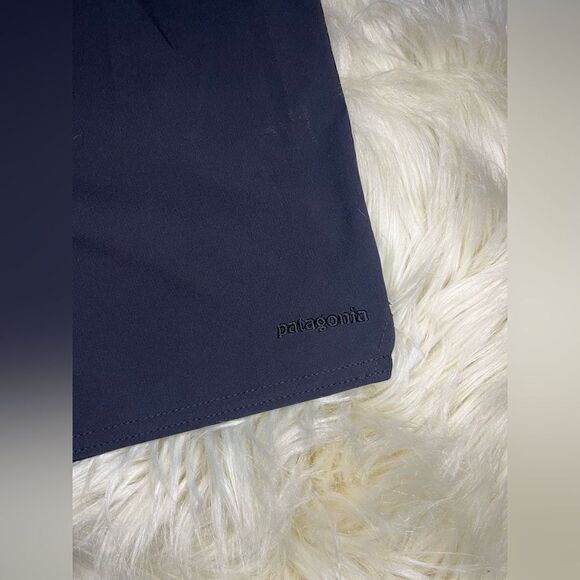 Patagonia Worn Wear W's Stretch black Hydro peak Board-shorts sz 18 - Picture 6 of 11